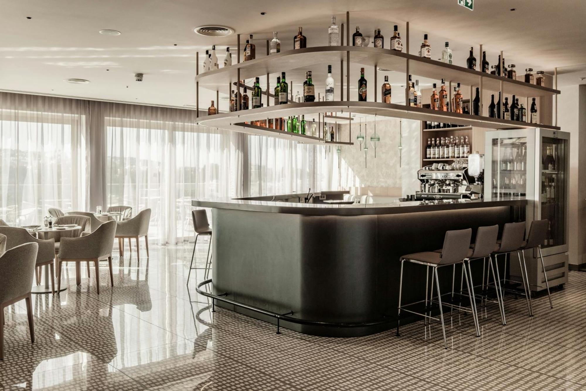 Ac Hotel By Marriott St Julian'S Saint Julian's Екстер'єр фото
