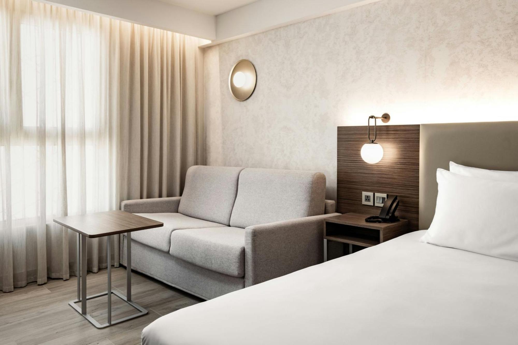 Ac Hotel By Marriott St Julian'S Saint Julian's Екстер'єр фото