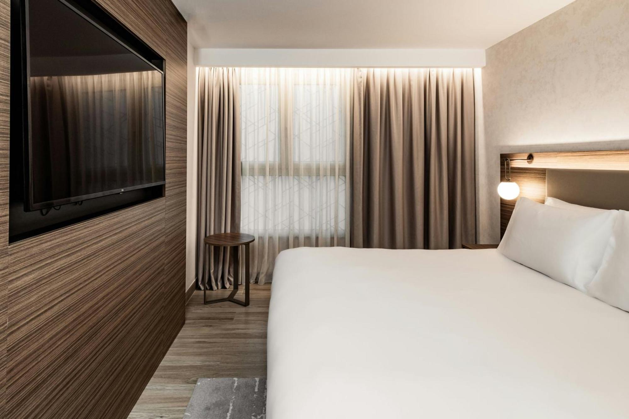 Ac Hotel By Marriott St Julian'S Saint Julian's Екстер'єр фото